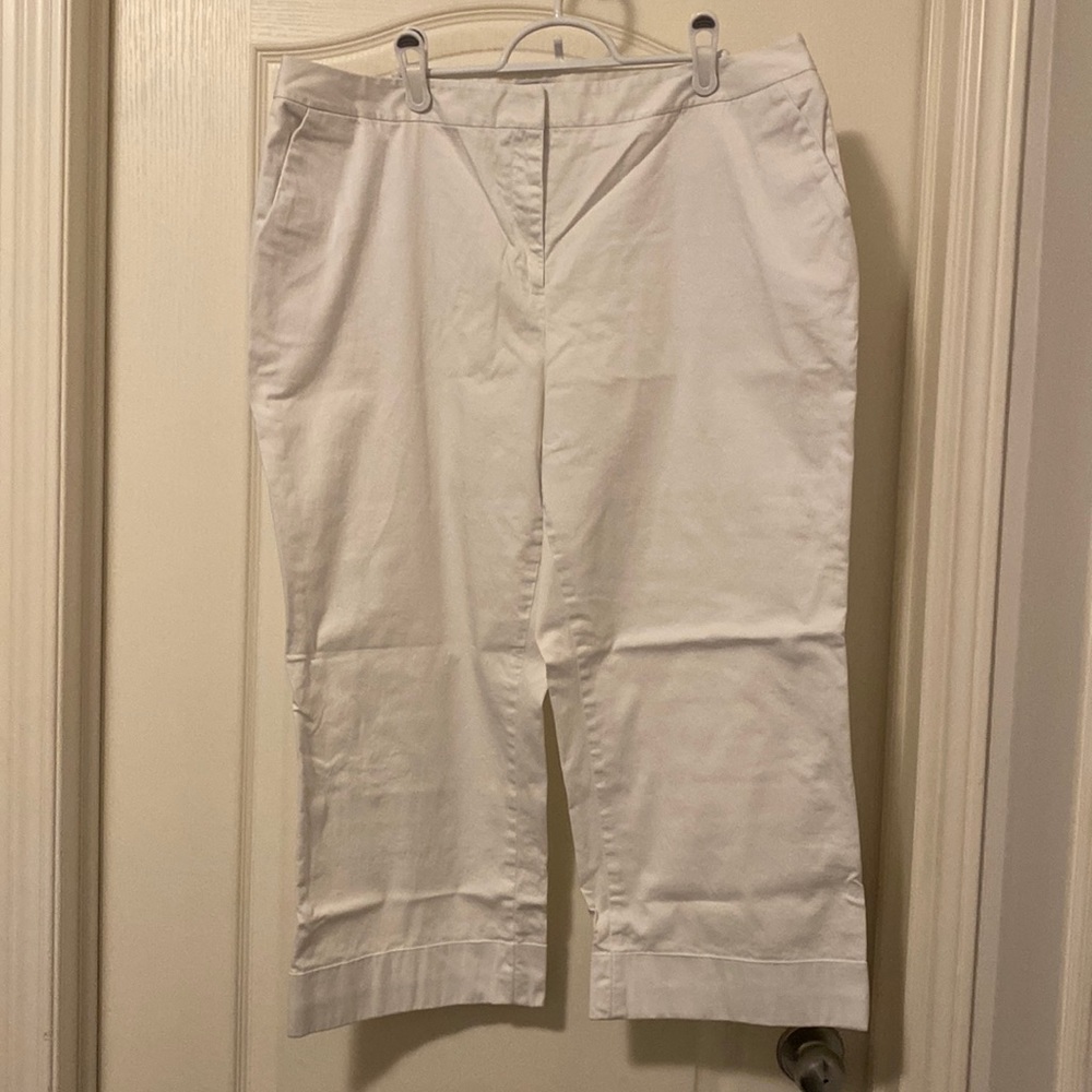 White dress capris